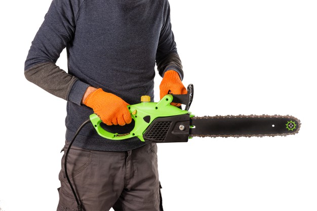 Comment utiliser une scie à sabre pour ses travaux de bricolage à la maison ?